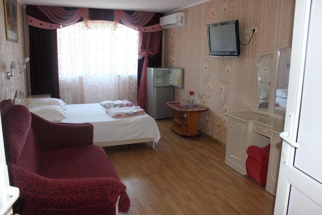 Mini-Hotel Zhemchuzhina Lazarevskoye Bagian luar foto